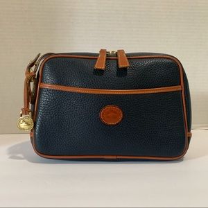Vintage Dooney AWL Zip Top Camera Bag
